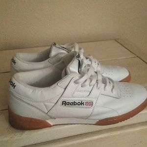 Reebok retro